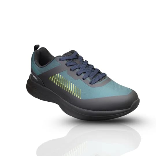 Teal and black Umbro men’s casual sports shoe with lace-up closure and cushioned sole