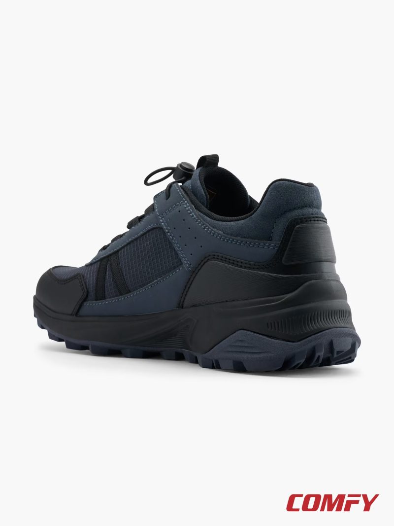 Back heel view of Landrover men's outdoor low-cut shoe with thick black supportive midsole.