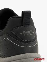 Close-up of the authentic stitched detail on the heel of Memphis One Men's Sneakers.